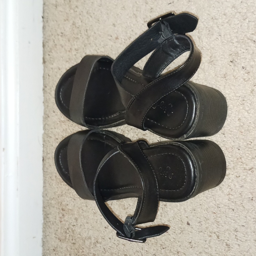Wedges - Picture 4 of 4